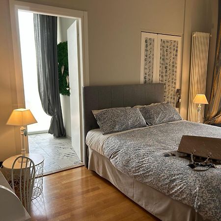 Palazzo Venezia - Luxury Holiday Rooms Монополи Экстерьер фото