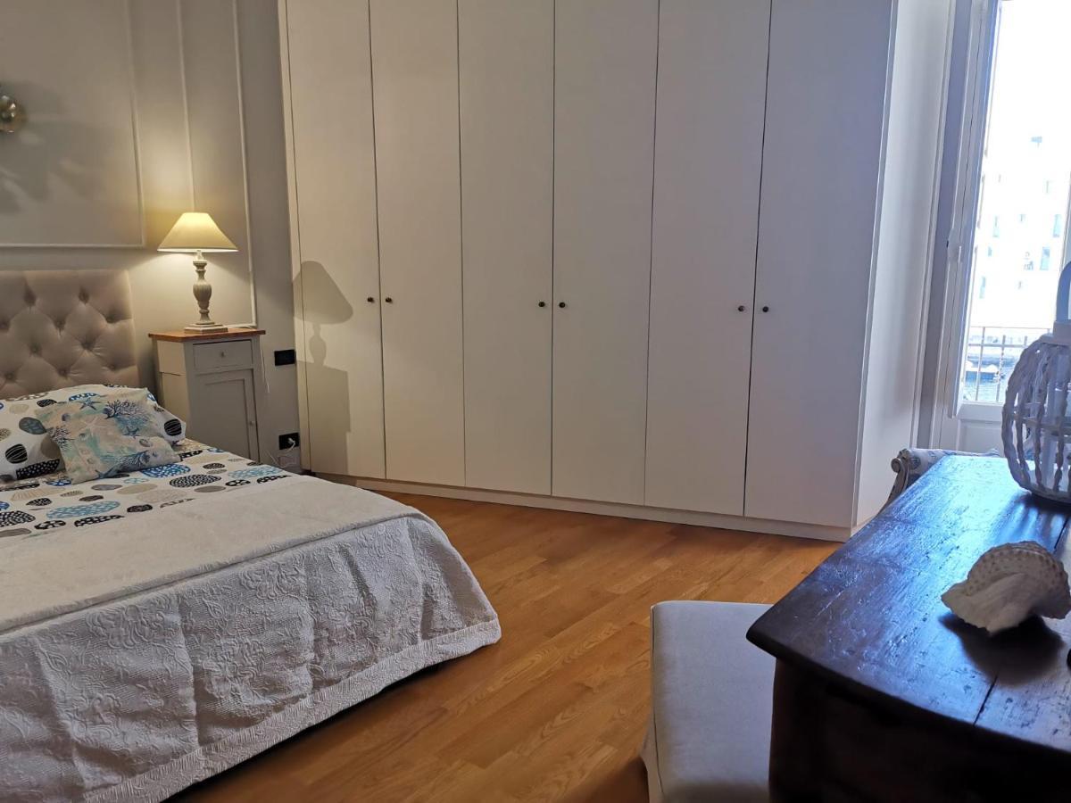 Palazzo Venezia - Luxury Holiday Rooms Монополи Экстерьер фото